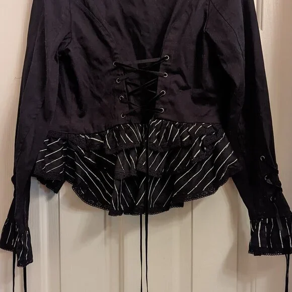 NWOT Jack Skellington Hot Topic Disney Jacket Laces Nightmare Before Christmas M - Picture 7 of 11